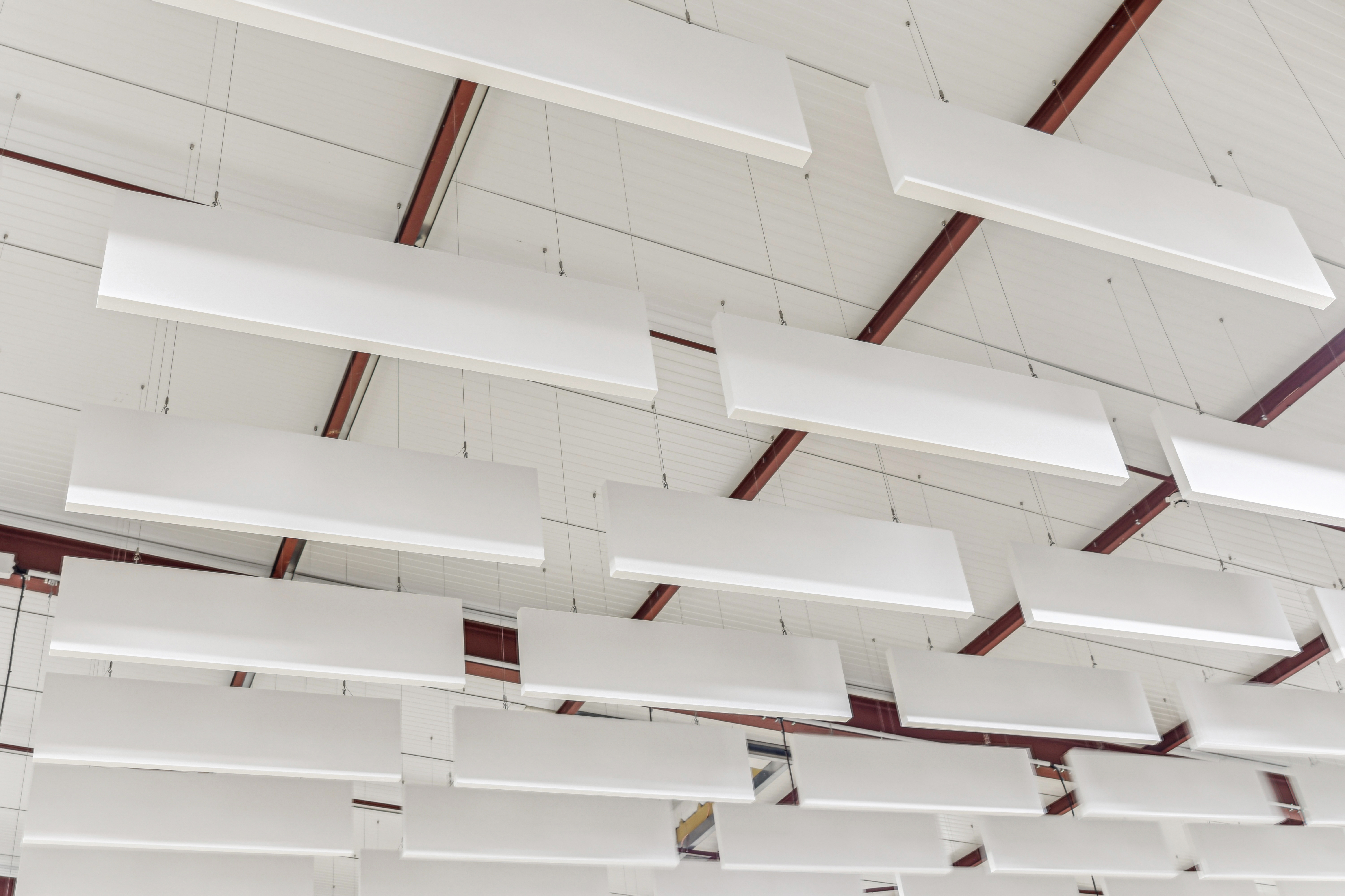 Autre photo de baffles acoustiques installées à l'école de gendarmerie de Dijon.