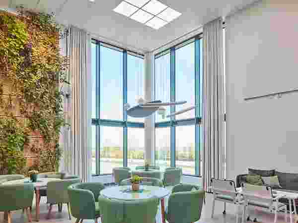Modernes Design in einem Seniorenzentrum
