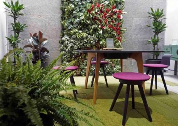 Interface_showroom_2_1200px.jpg