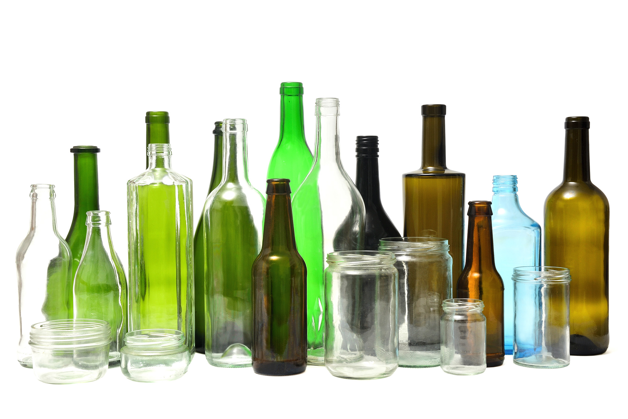 Botellas de vidrio reciclado de distintos colores