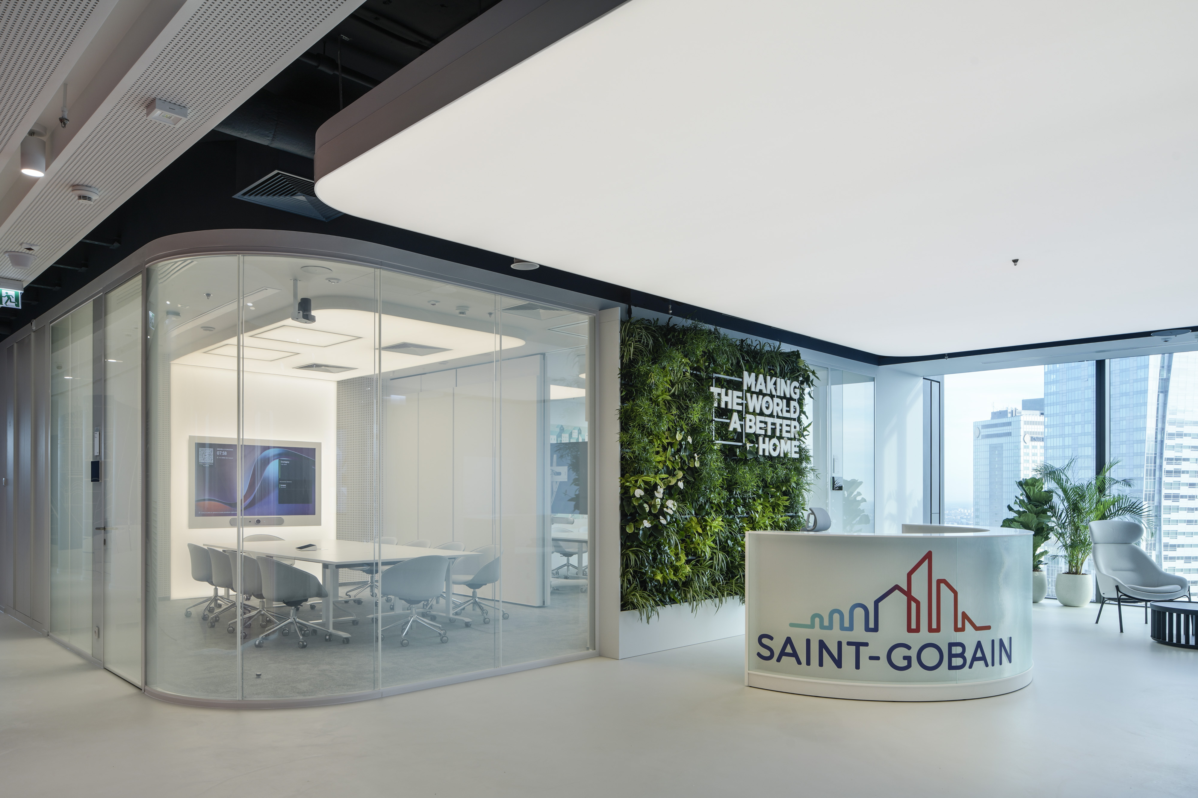 Saint-Gobain PL Office, Varso Tower (5).jpg